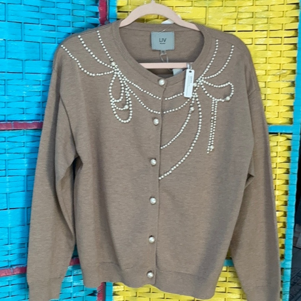 Women's heather hazelnut Sweater with Pearl and Zirconia accents size XL LOVE